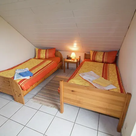 Holiday home In Hessen Mit Grossem Garten