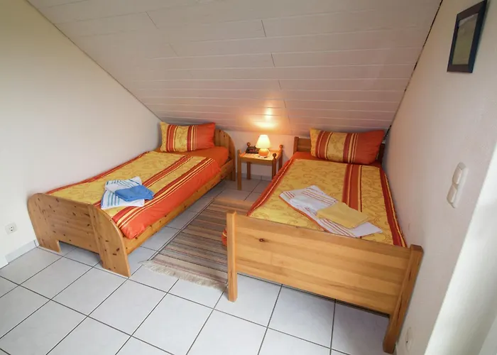 Holiday home In Hessen Mit Grossem Garten